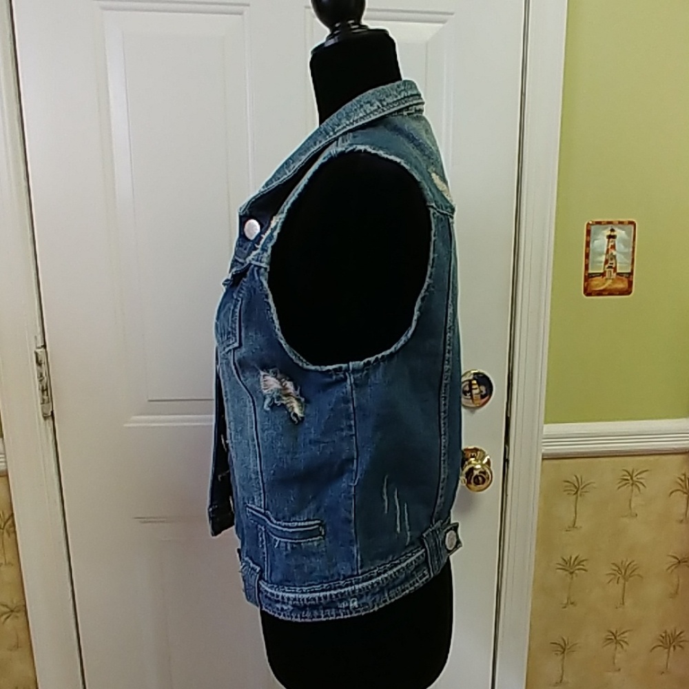 DENIM VEST - Picture 2 of 4